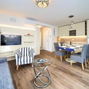 Lungomare Apartment