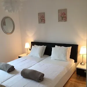 Apartman Papalinna, Malinska